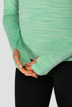 Women's Trail 2.0 1/4 Zip - Green Multi -Cheap Unisex Activewear Store FLORIDA KEYS ICE GREEN BROOK GREEN TRAIL 2.0 1 4 ZIP sleeve detail