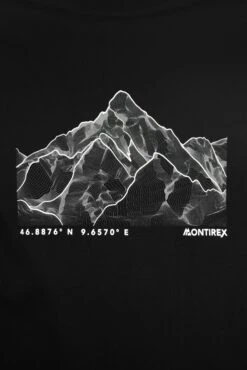 Junior Mountain Range 2.0 T-Shirt - Black -Cheap Unisex Activewear Store MOUNTAIN RANGE 2.0 TEE BLACK logo detail