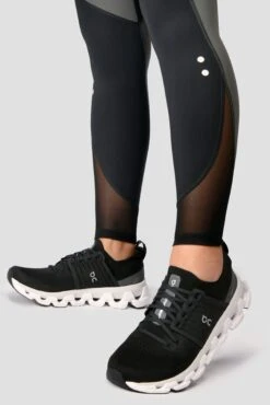 Power Panelled Legging - Black/Dark Slate Grey -Cheap Unisex Activewear Store POWERPANELLEDLEGGING Black DarkSlate detail