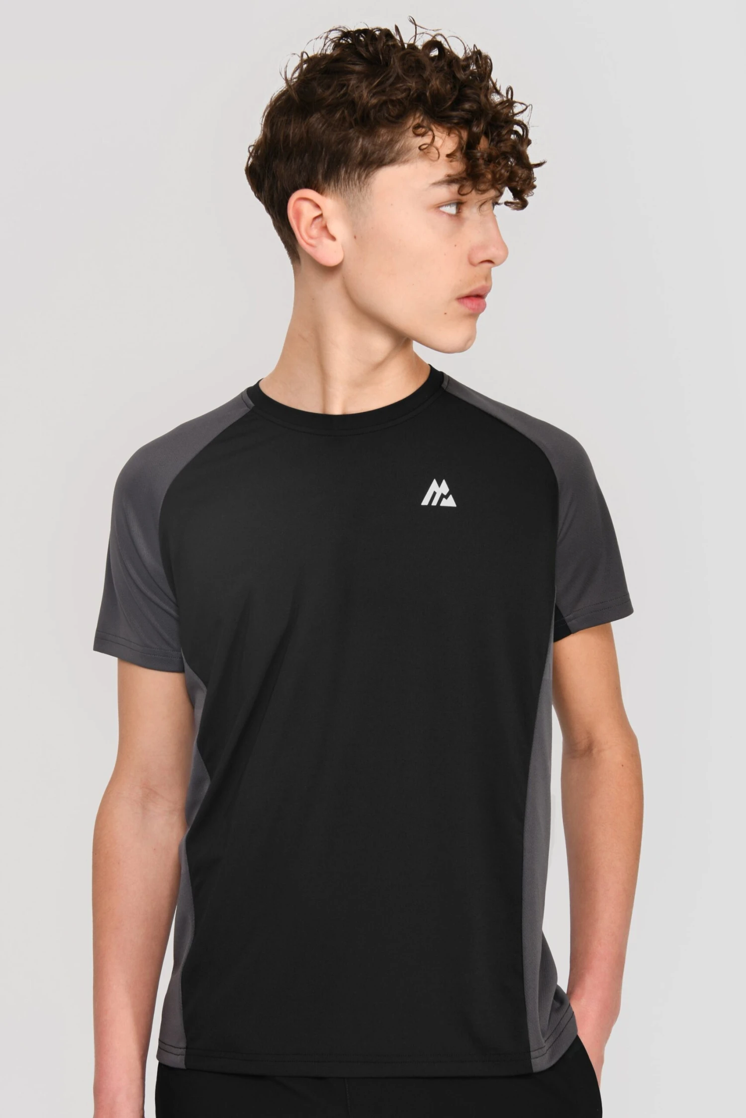 Junior Sprint T-Shirt - Black/Jet Grey 1 Junior Sprint T-Shirt - Black/Jet Grey
