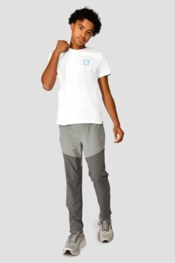 Junior Trail Box T-Shirt - White -Cheap Unisex Activewear Store TRAIL BOX TEE WHITE front