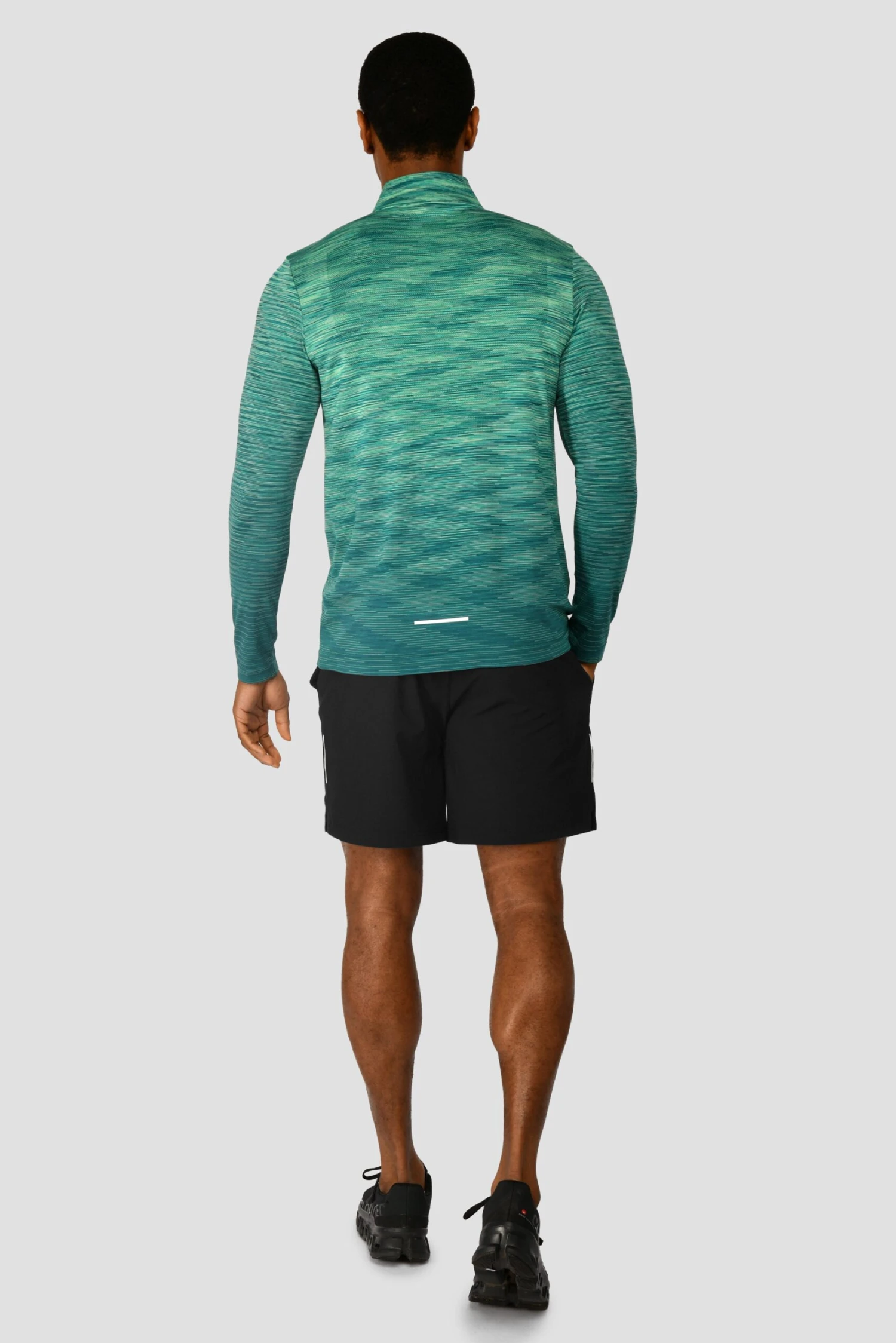 Trail Seamless 1/4 Zip - Mountain Meadow/Deep Sea 4 Trail Seamless 1/4 Zip - Mountain Meadow/Deep Sea - Image 4
