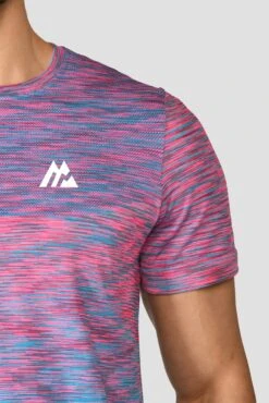Trail Seamless T-Shirt - Pink/Blue -Cheap Unisex Activewear Store TRAIL SEAMLESS TEE HIBISCUS MAYA BLUE close