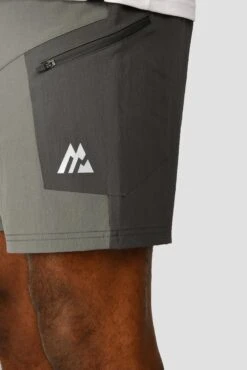 Ultra Woven Short - Cement Grey/Jet Grey -Cheap Unisex Activewear Store ULTRA WOVENSHORT CEMENT GREY JET GREY pocket detail